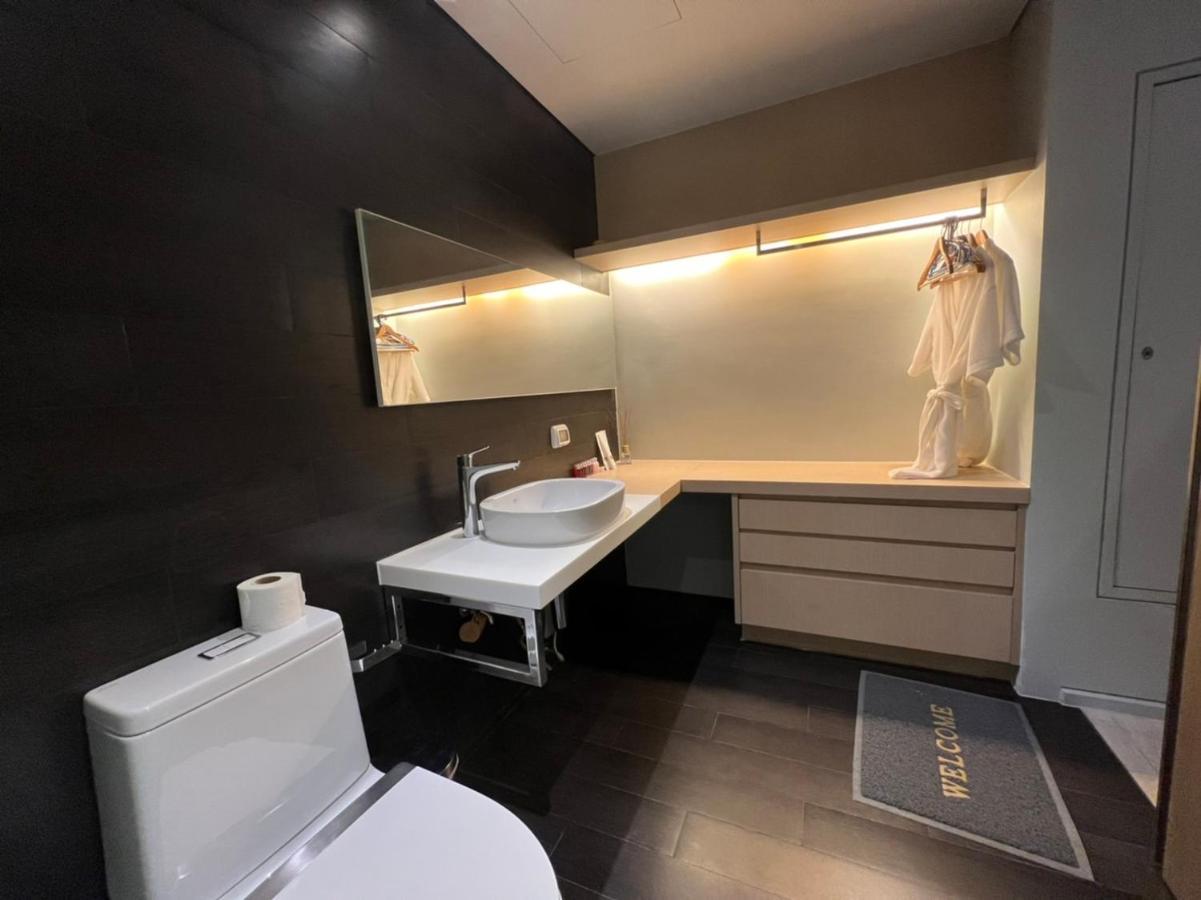 Veranda Residences Pattaya By Phung Jomtien Beach Exterior photo