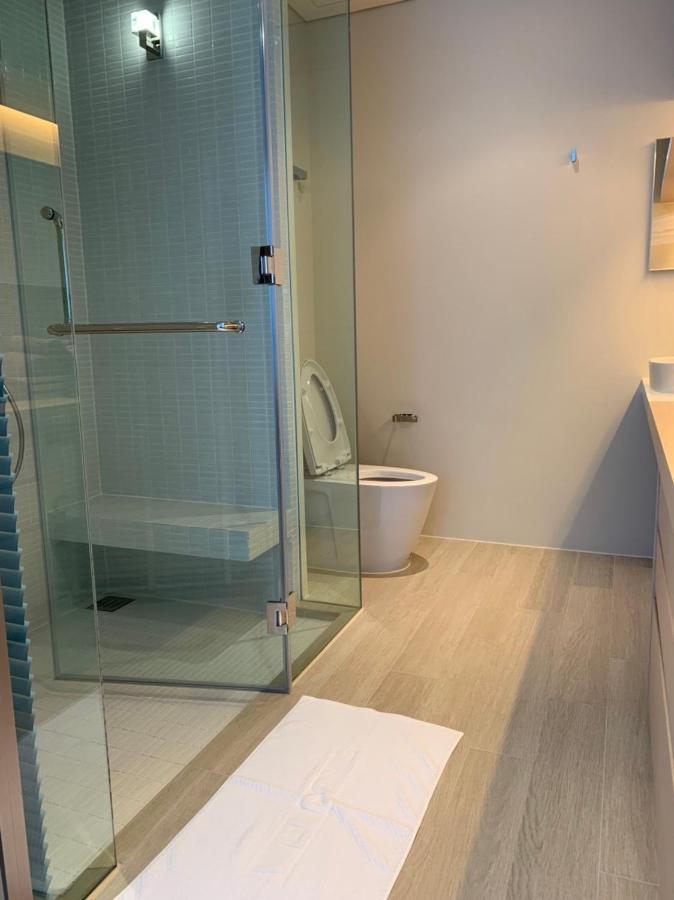 Veranda Residences Pattaya By Phung Jomtien Beach Exterior photo