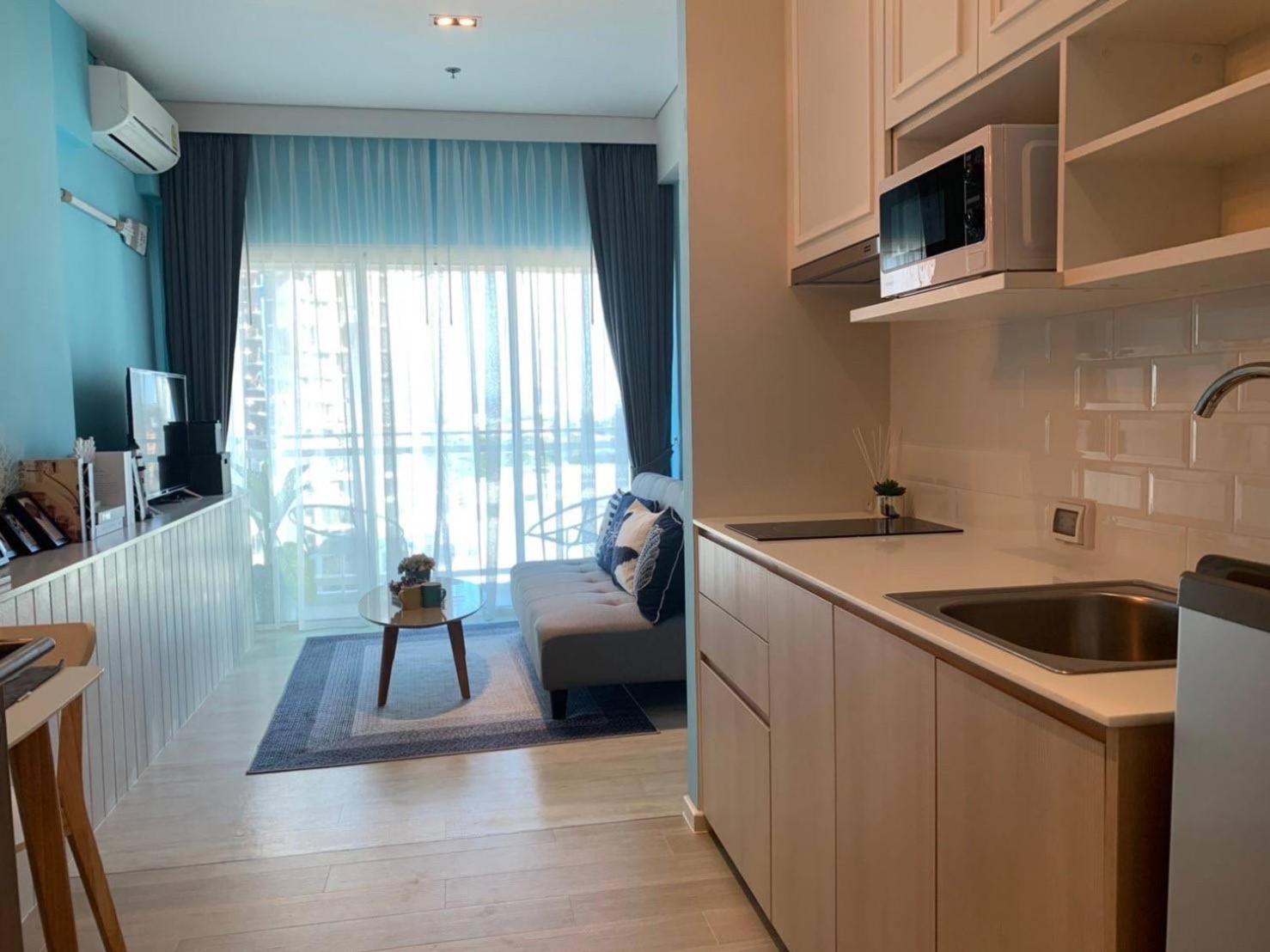 Veranda Residences Pattaya By Phung Jomtien Beach Exterior photo